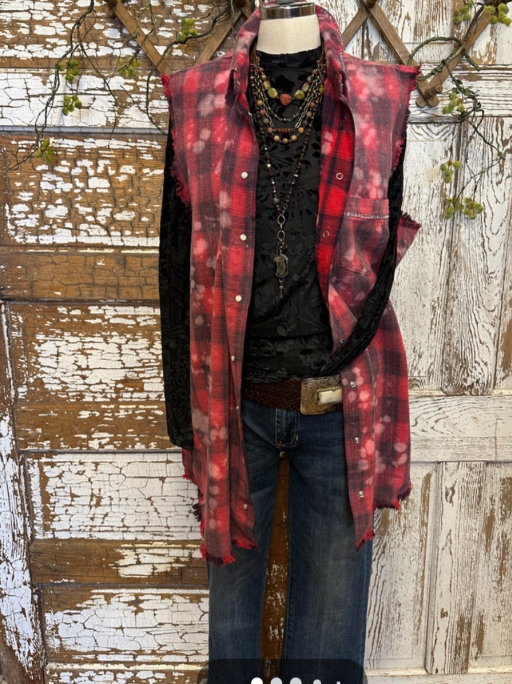 A Rare Bird Sleeveless Tie-Dye Plaid Snap Front  Button-Down Shirt in Red